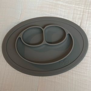 EzPz mini meal mat